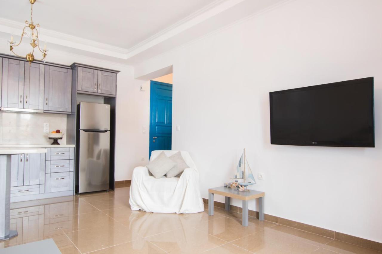 Poseidon Luxury Apartment Foiníkion Buitenkant foto